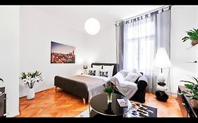 Old Town Square Apartment Jakubská 44